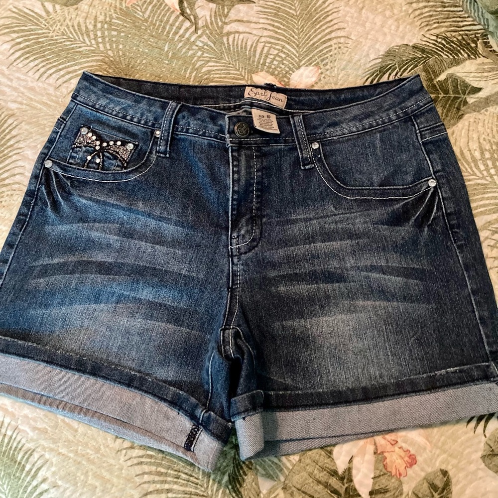 Earl Jean denim cuffed bling shorts size 10.